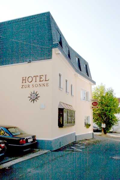 Hotel Zur Sonne image